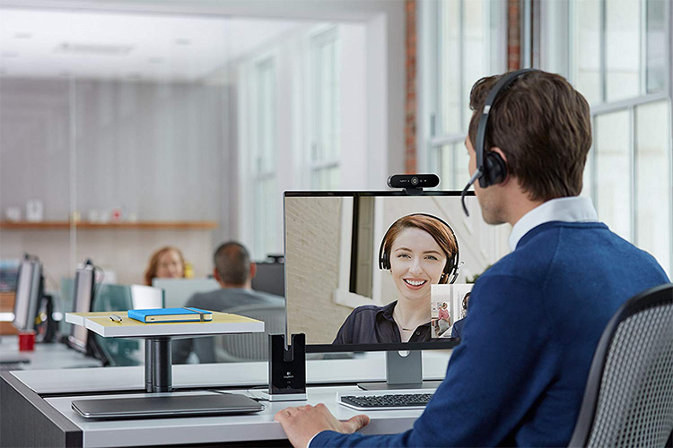 Webcam không dây cho máy tính phục vụ cho cuộc họp