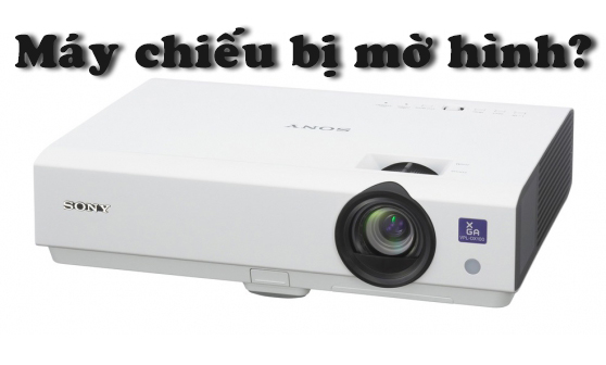 Có nên mua máy chiếu Epson EBE01 trình chiếu bóng đá cho quán cà phê 