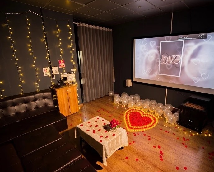 Phòng chiếu phim cho các cặp đôi với không gian lãng mạn