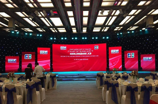 Các mẫu backdrop màn hình LED sân khấu đẹp