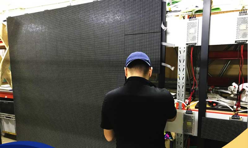 Màn LED không lên hình có thể do chưa kết nối nguồn điện
