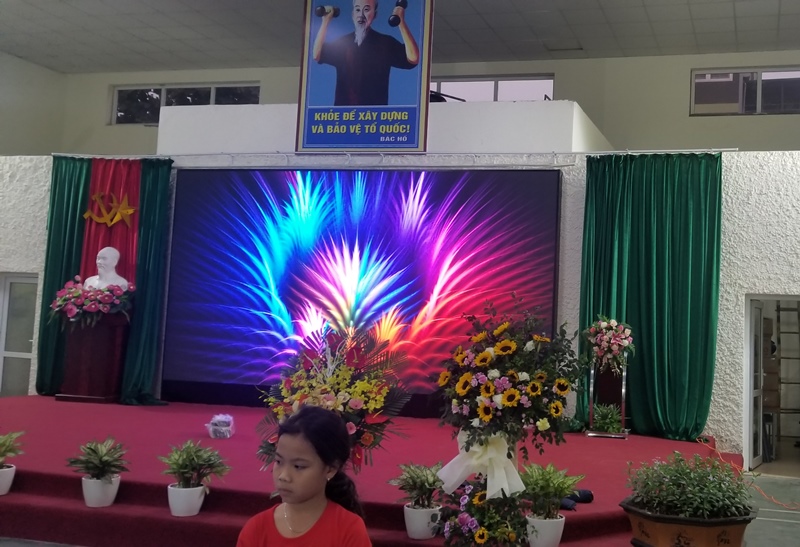 Ứng dụng của màn hình LED trong nhà là rất đa dạng